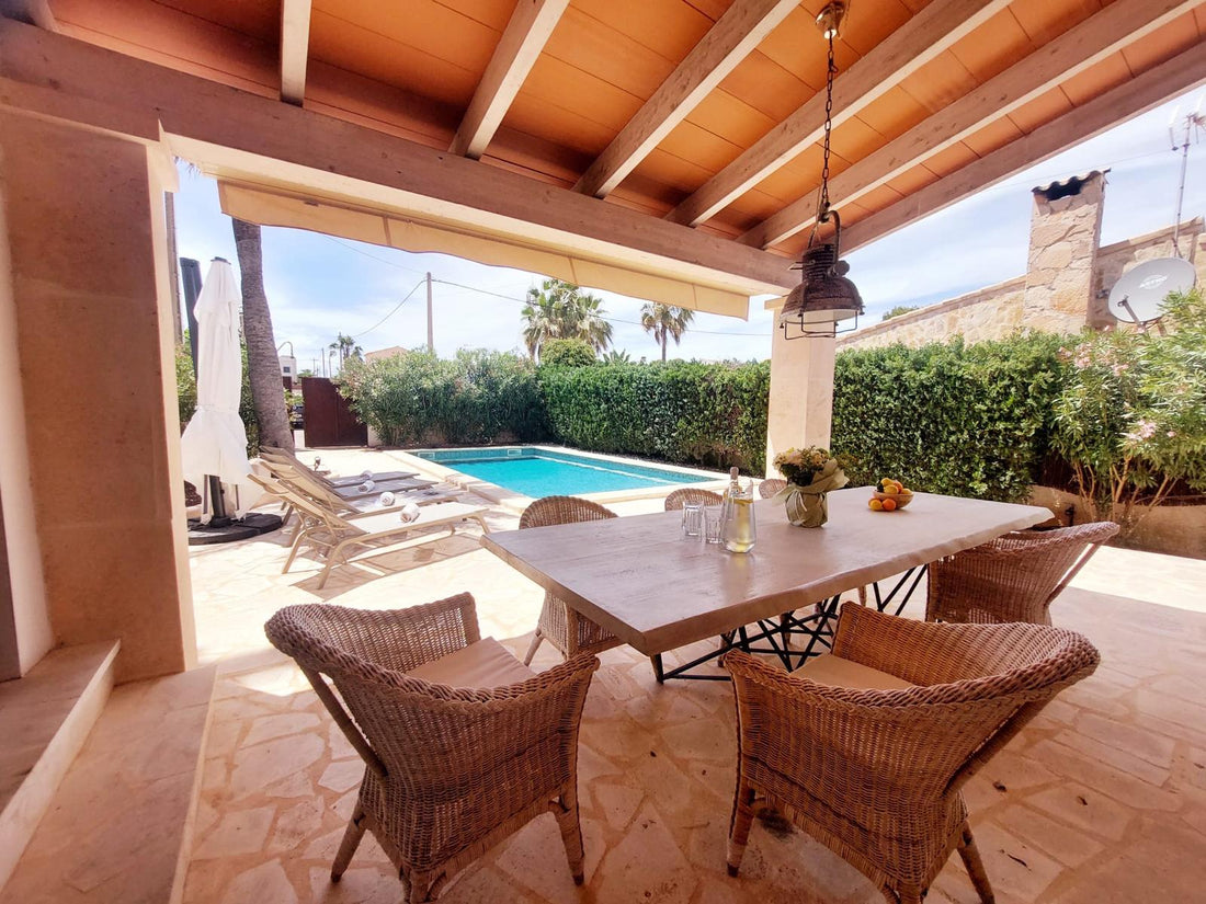 FINCA IN CALA SANTANYÍ