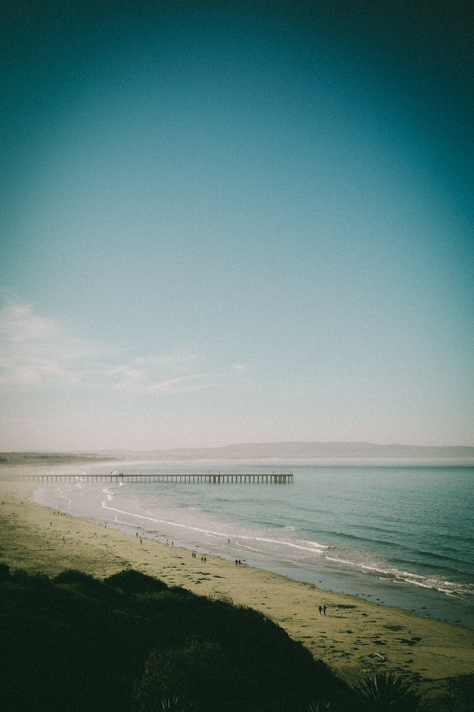 BEACH PIER
