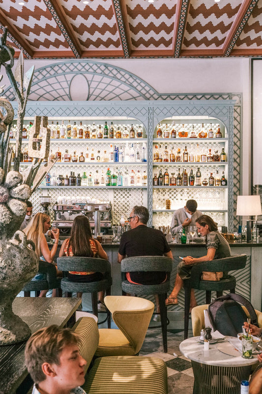 BAR AREA AT HOTEL CAPPUCCINO