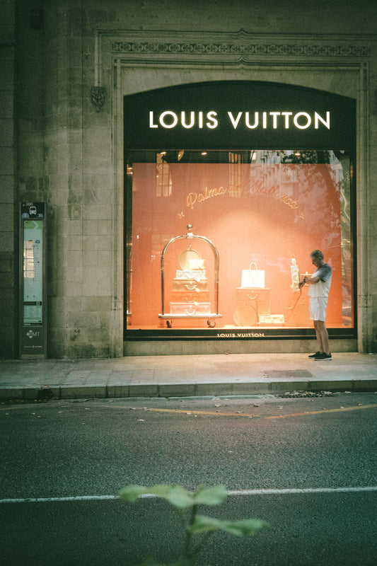 LOUIS VUITTON ON BORN