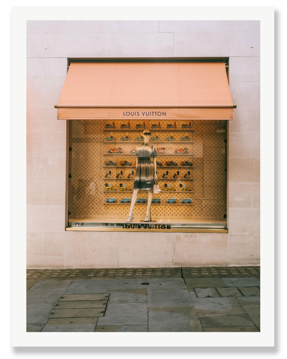 LOUIS VUITTON ROYALTY